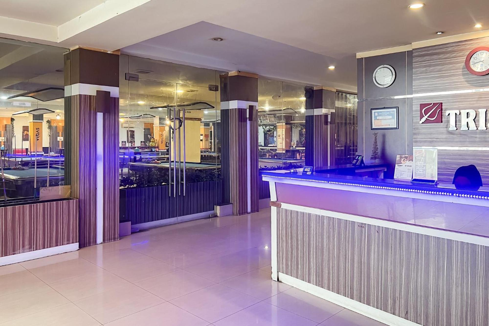 Urbanview Trisula Hotel Макасар Екстер'єр фото