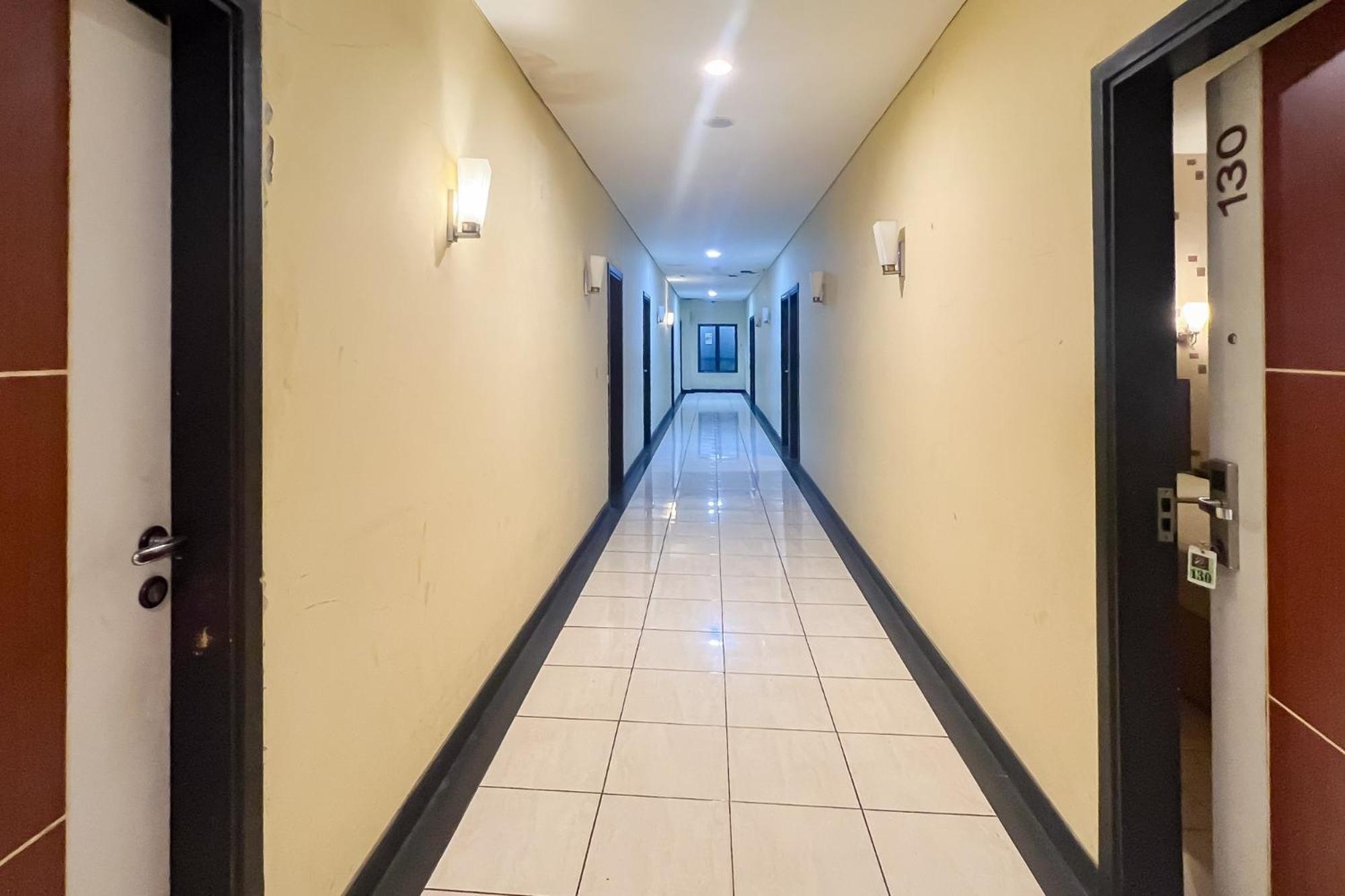 Urbanview Trisula Hotel Макасар Екстер'єр фото