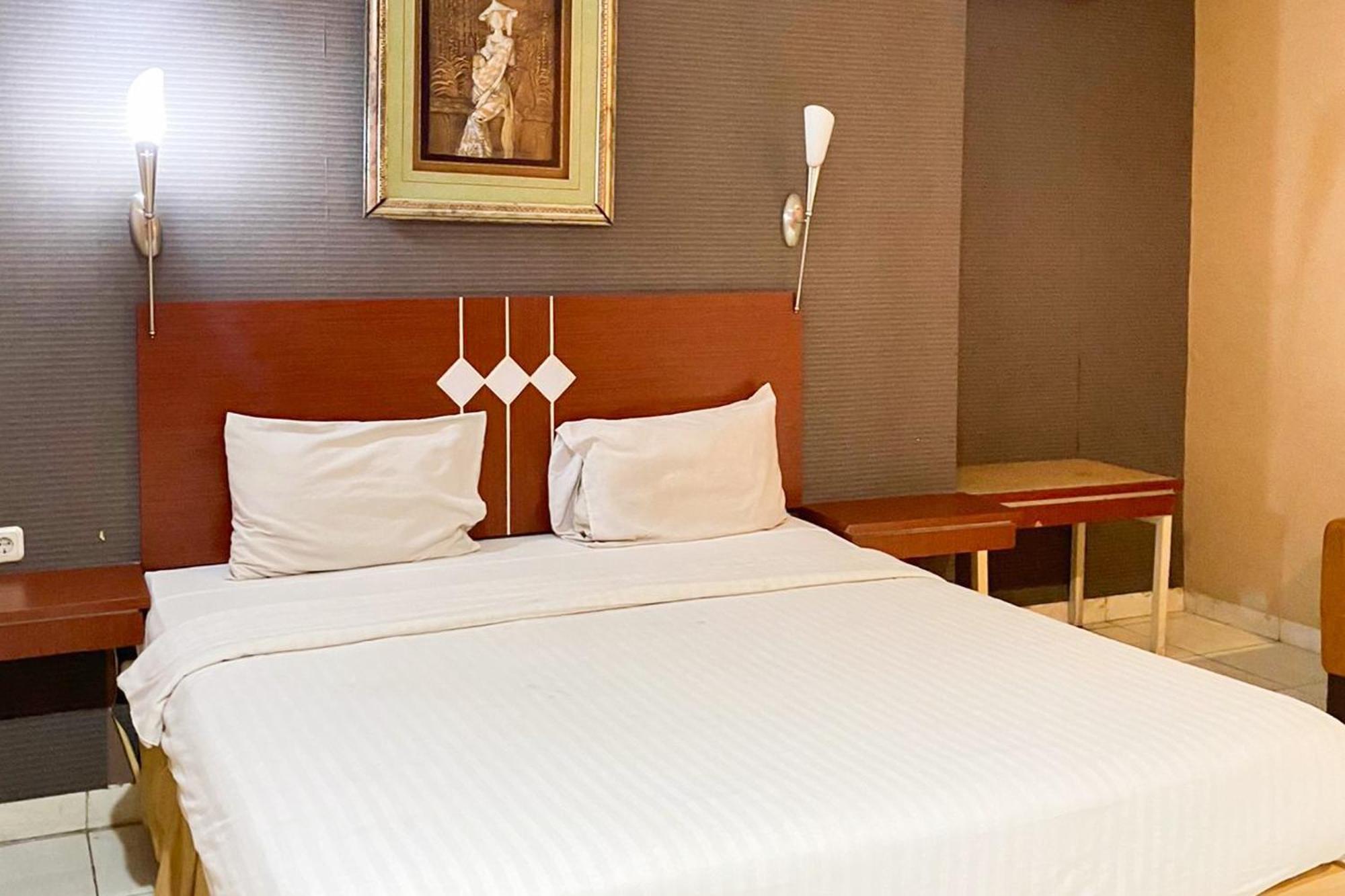 Urbanview Trisula Hotel Макасар Екстер'єр фото