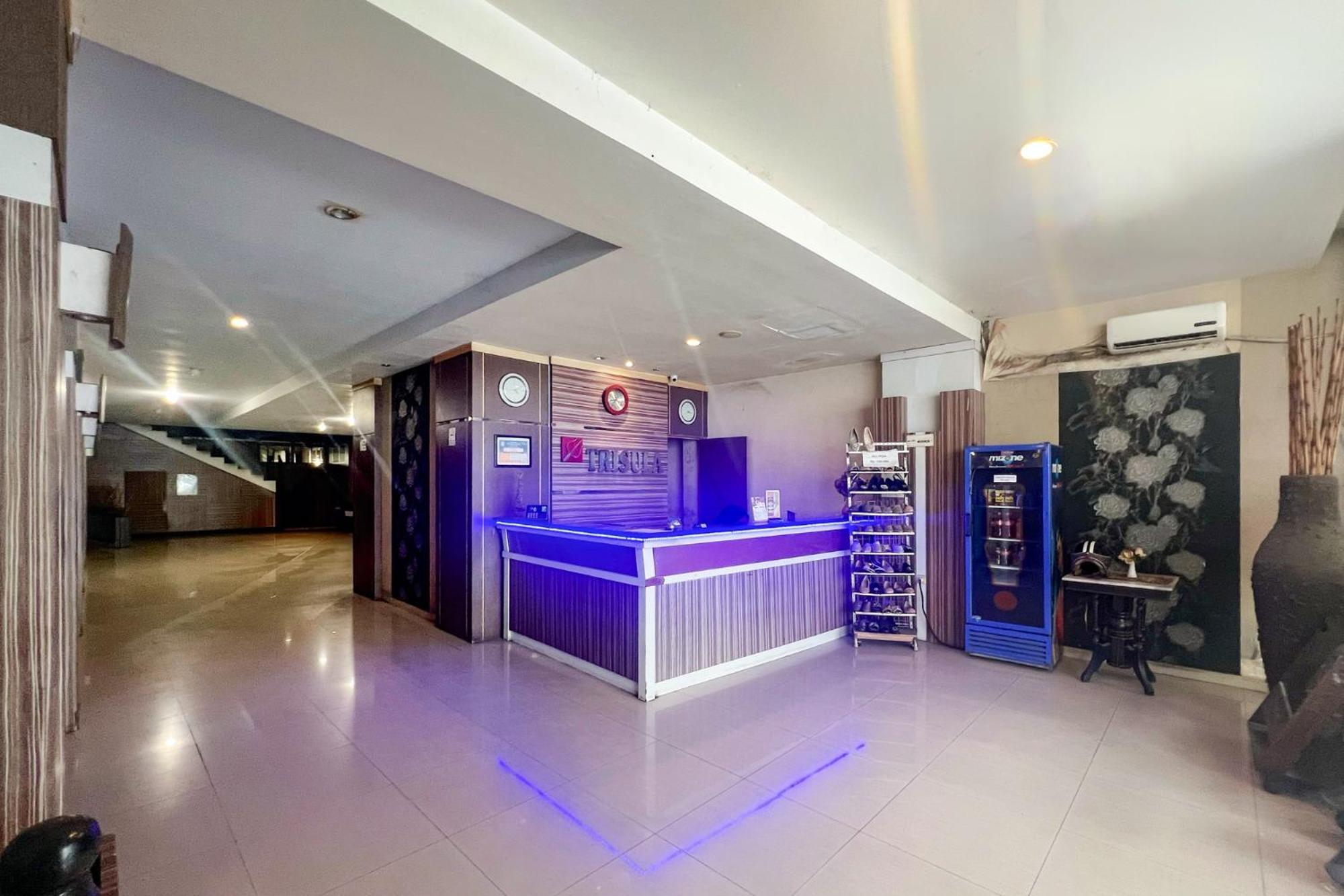 Urbanview Trisula Hotel Макасар Екстер'єр фото