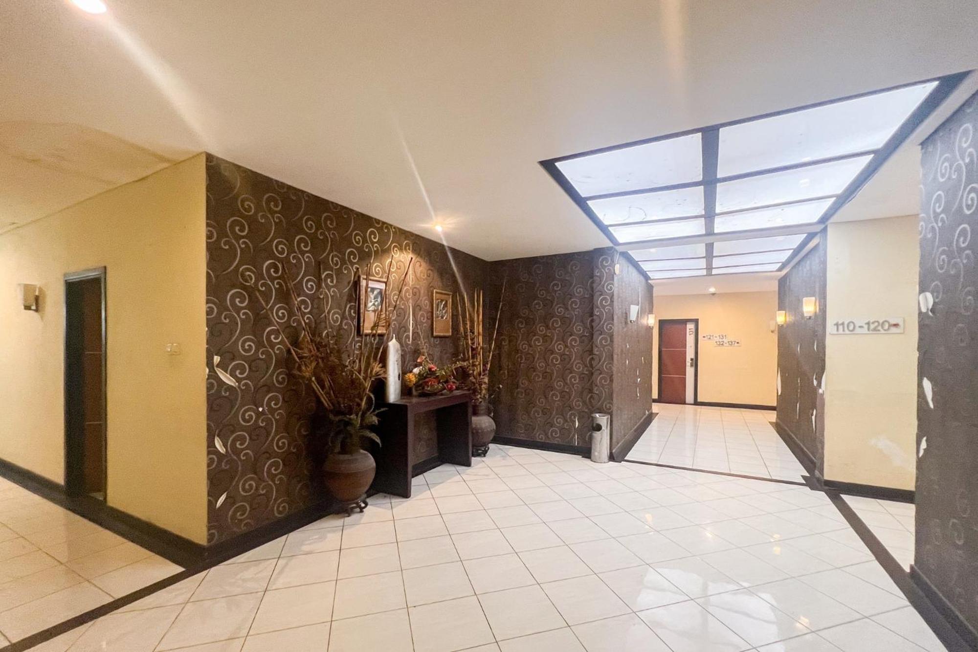 Urbanview Trisula Hotel Макасар Екстер'єр фото