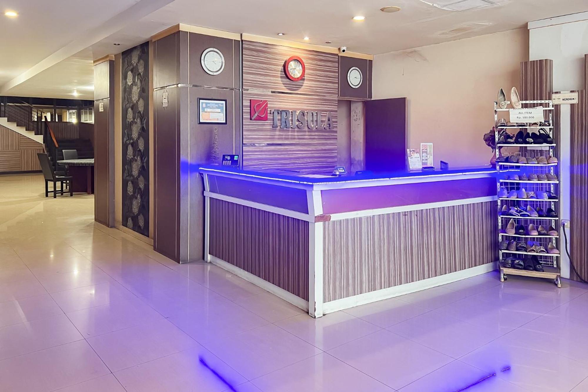 Urbanview Trisula Hotel Макасар Екстер'єр фото
