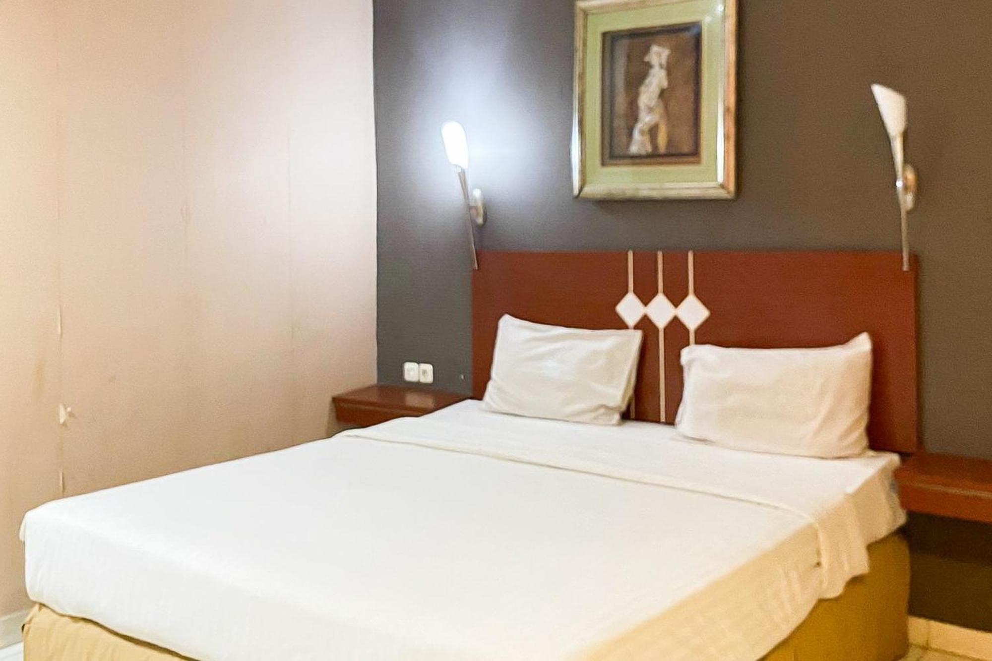 Urbanview Trisula Hotel Макасар Екстер'єр фото